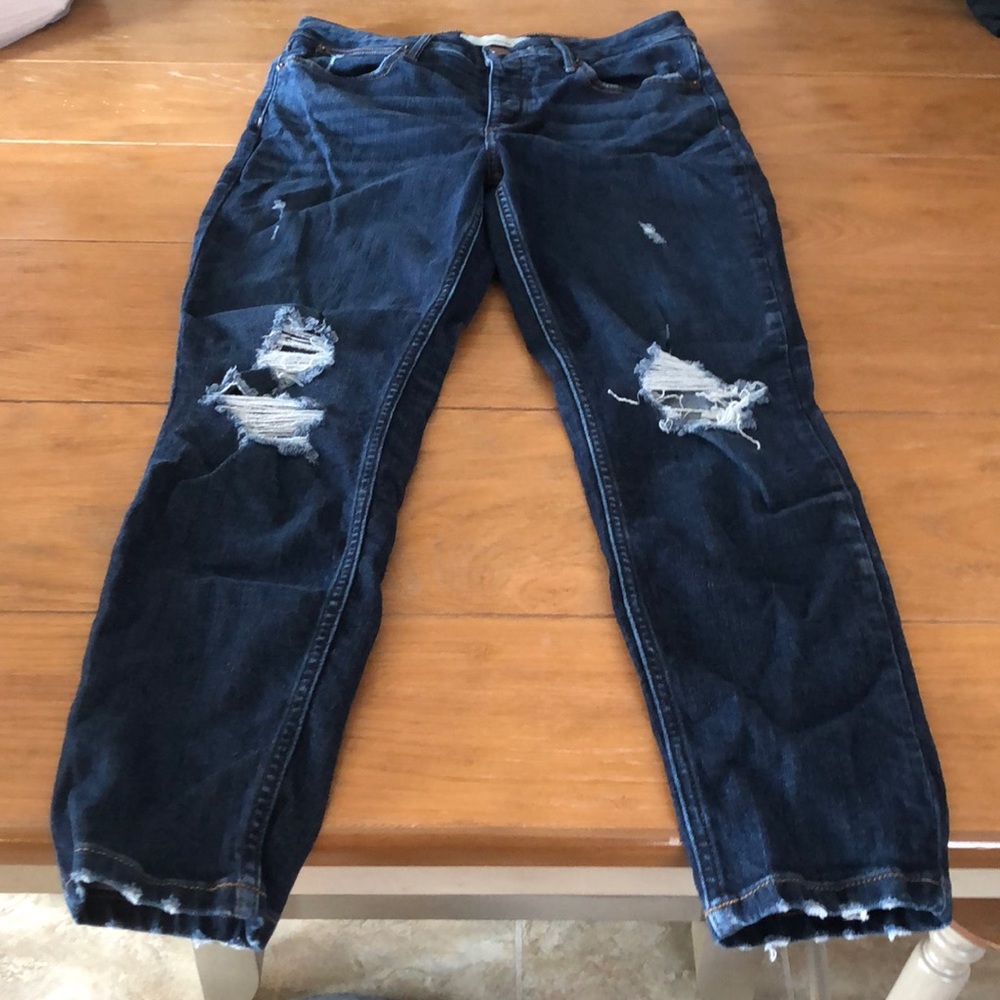 Maurice’s women’s destructed jeans 2 pair